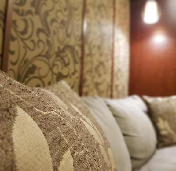 اتاق استاندارد سه نفره, Sun Sweet