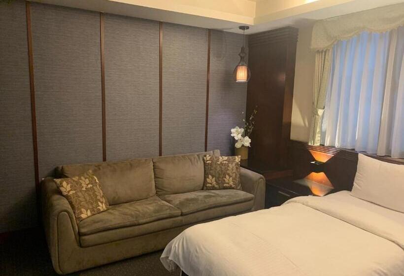 اتاق استاندارد سه نفره, Sun Sweet