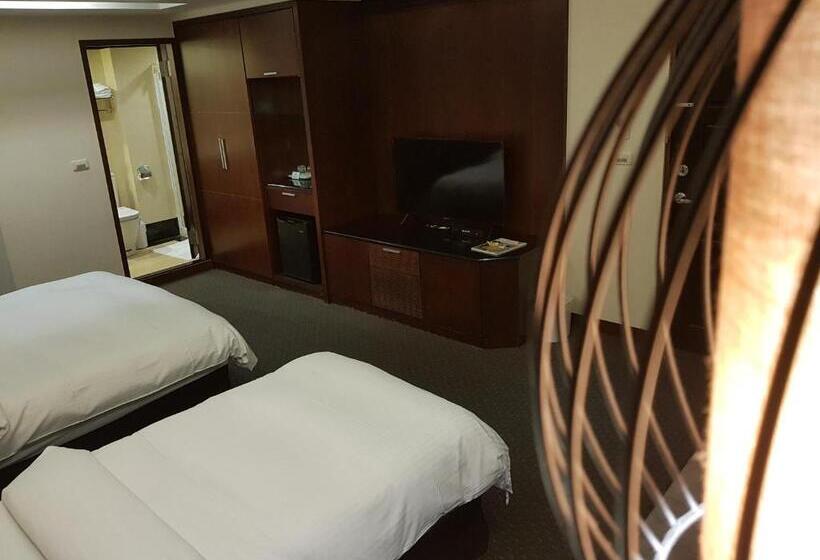 اتاق استاندارد سه نفره, Sun Sweet