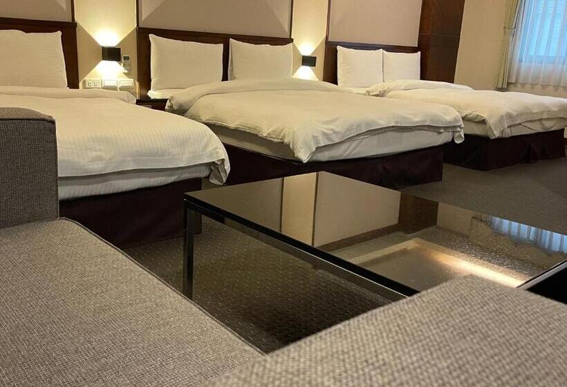 اتاق خانوادگی, Sun Sweet