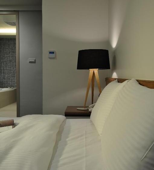 سوییت اجرایی, Sun Sweet