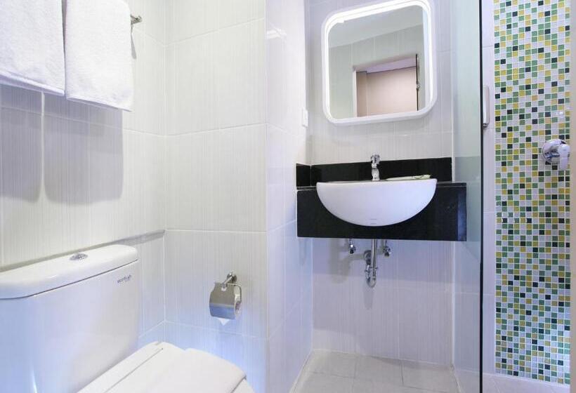 Номер Стандарт, Zest Airport Jakarta By Swiss Belhotel International