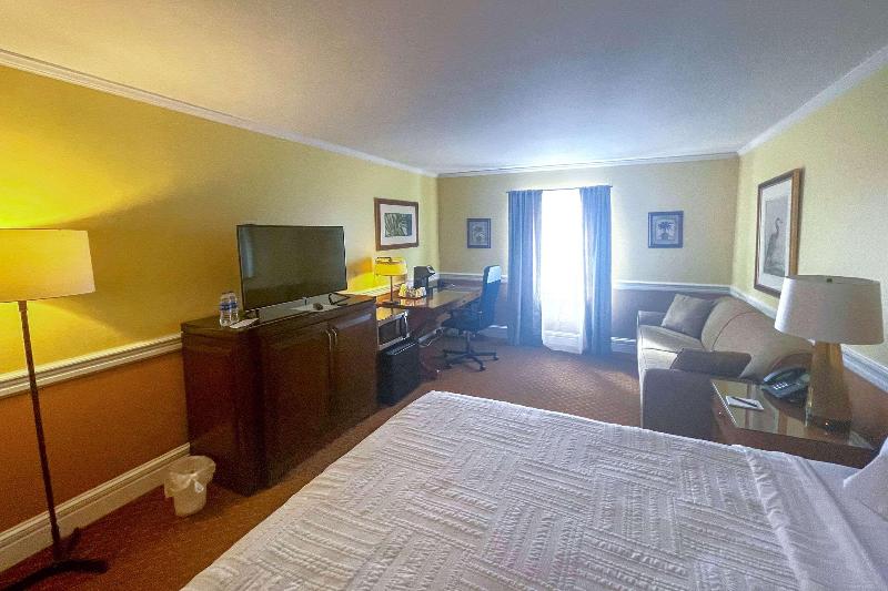 غرفة قياسية سرير كينج, Inn On The Square, Ascend Hotel Collection