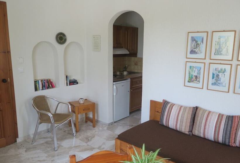 דירת חדר אקונומי, Maria Suites