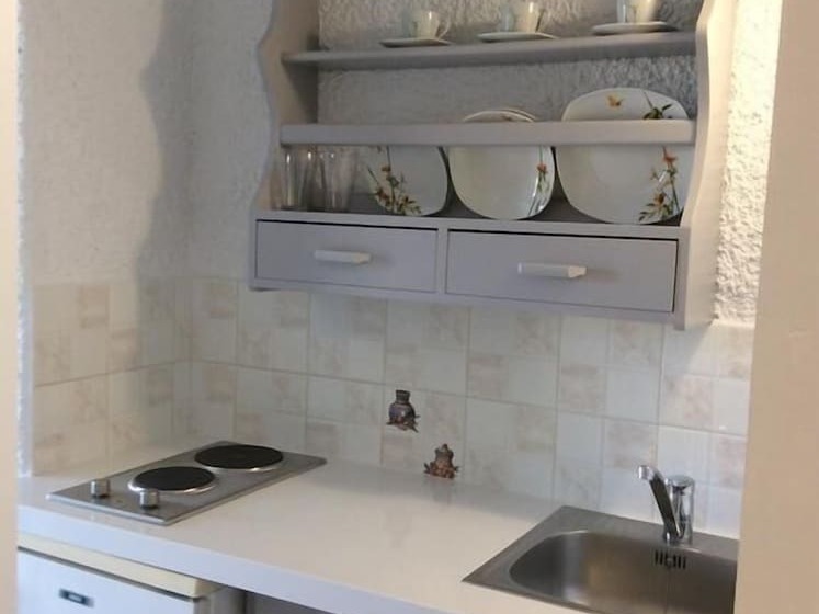 דירת חדר, Maria Suites