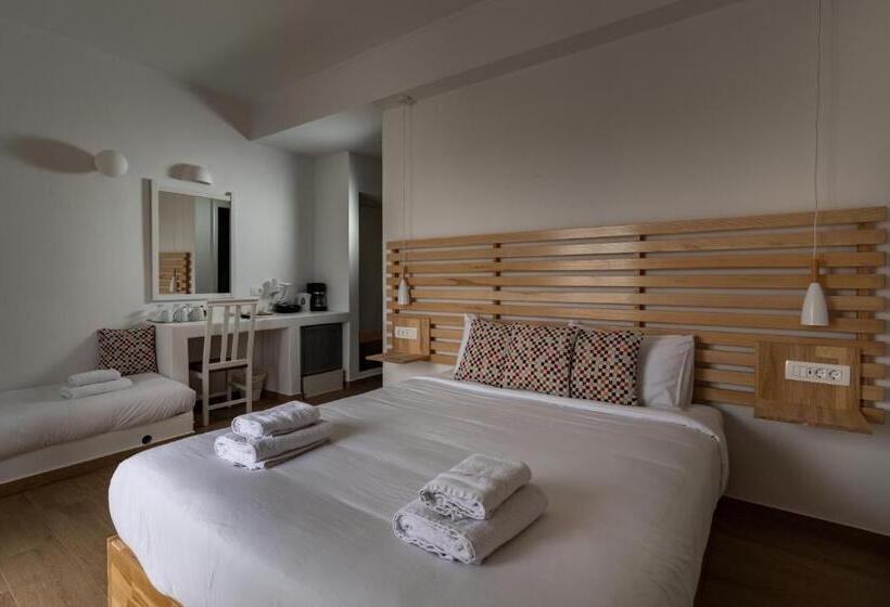 Chambre Triple Standard Vue Mer, Anamnesis City Spa