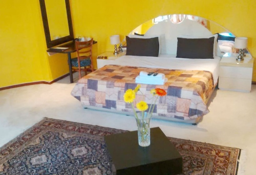 Superior-huone, Noraclox Inn