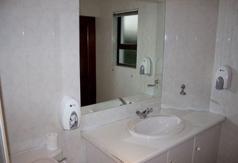 חדר סטנדרט, Noraclox Inn
