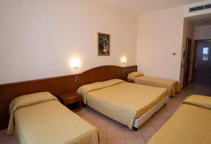 Superior-perhehuone, Garda Family House