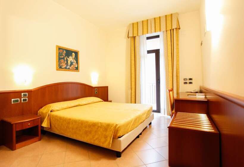 Superior room with lake view, Garda Family House