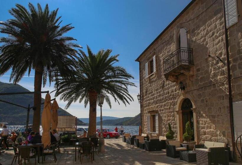 آپارتمان 2 خوابه با چشم‌انداز دریا, Conte Hotel & Restaurant