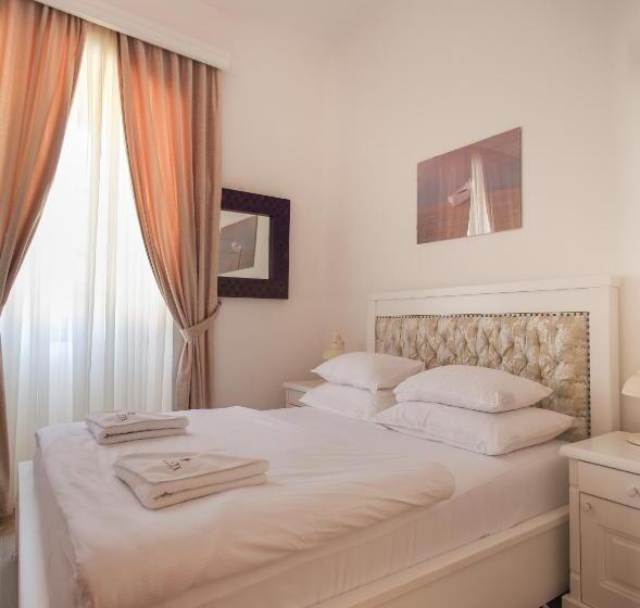 آپارتمان 2 خوابه با چشم‌انداز دریا, Conte Hotel & Restaurant