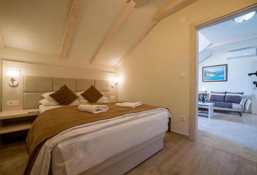 آپارتمان 1 خوابه با چشم‌انداز دریا, Conte Hotel & Restaurant