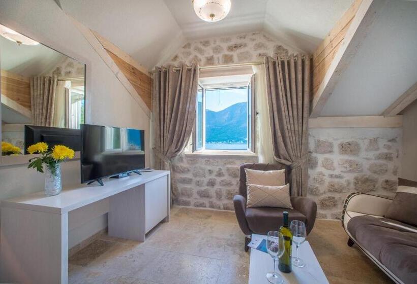 آپارتمان 1 خوابه با چشم‌انداز دریا, Conte Hotel & Restaurant