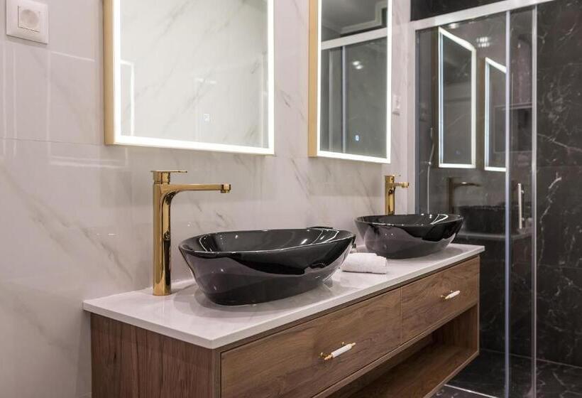 اتاق استاندارد, Conte Hotel & Restaurant