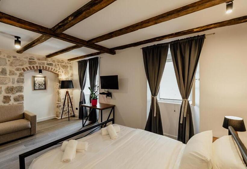 اتاق سوپریور خانوادگی, Conte Hotel & Restaurant