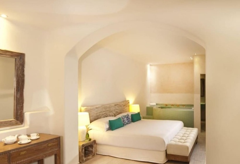 Полулюкс Вид на Море, Allure Suites
