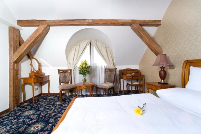 غرفة قياسية, Chateau Zbiroh