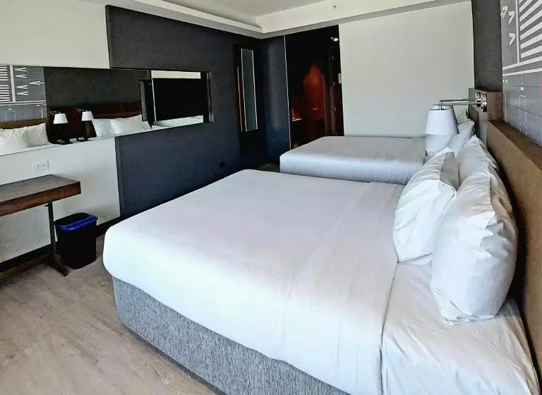 2ダブルベッドのスタンダードルーム, Courtyard By Marriott Santiago Airport