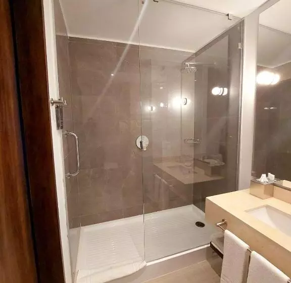 2ダブルベッドのスタンダードルーム, Courtyard By Marriott Santiago Airport