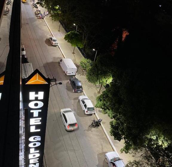 غرفة سوبيريور ثلاثية, Golden Jk