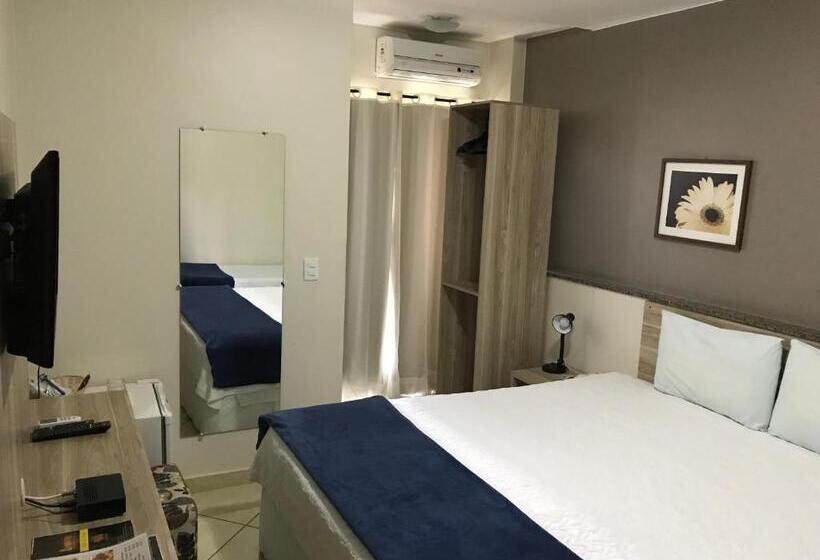 غرفة سوبيريور ثلاثية, Golden Jk