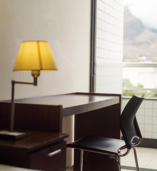 豪华房间, Ibituruna Center