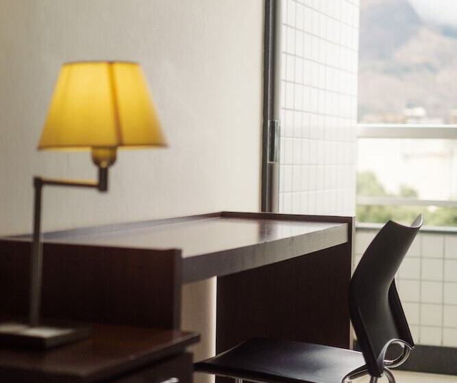 豪华房间, Ibituruna Center