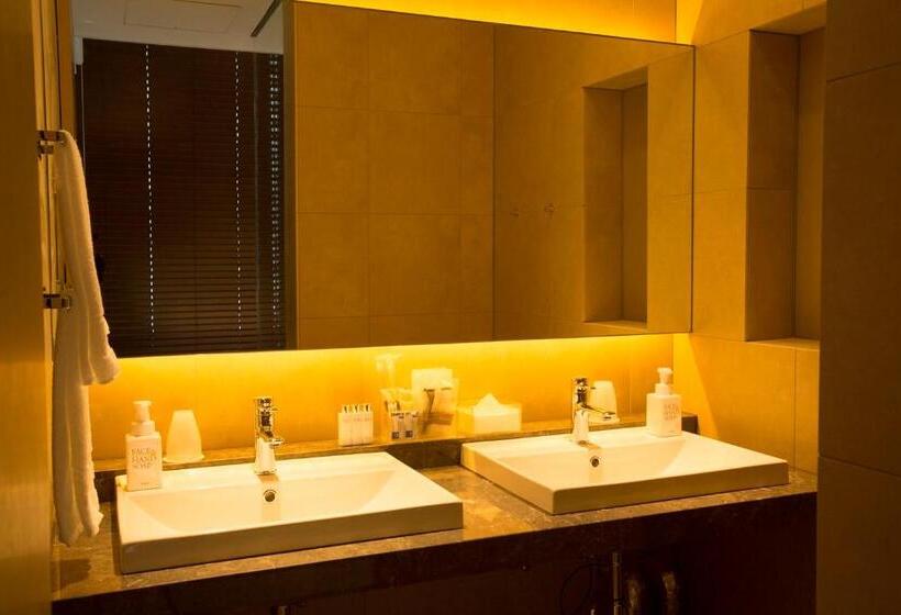 Premium room with view, Jr Kyushu Hotel Blossom Shinjuku