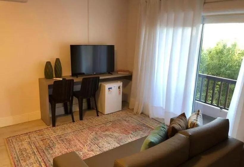 スイート, Letto Hotel Flores Da Cunha
