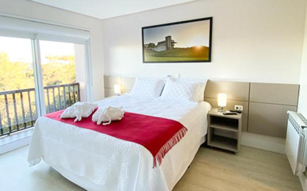 جناح, Letto Hotel Flores Da Cunha