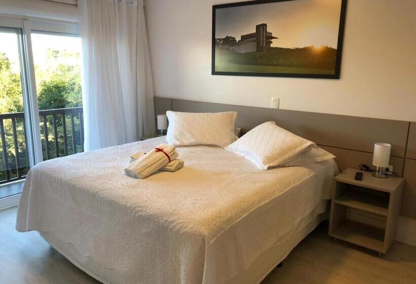 جناح, Letto Hotel Flores Da Cunha