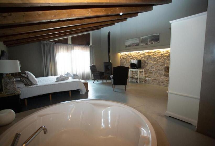 מיטת קינג בסוויטה, Mas De Cebrian