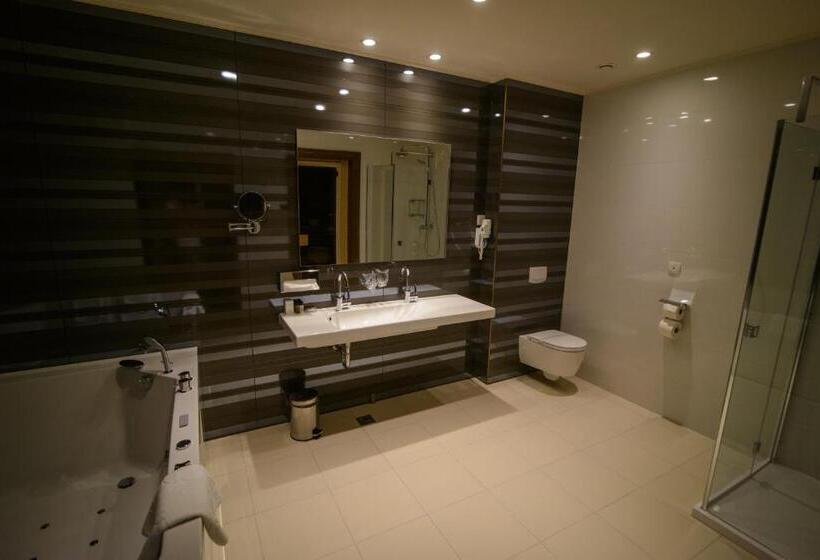 سوئیت پرزیدنت, Mepas