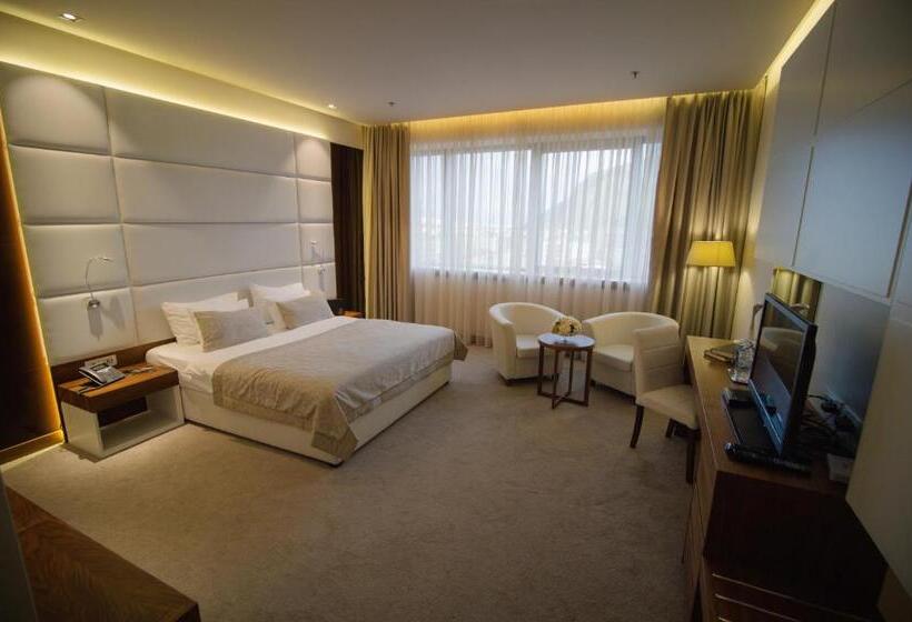 اتاق سوپریور, Mepas