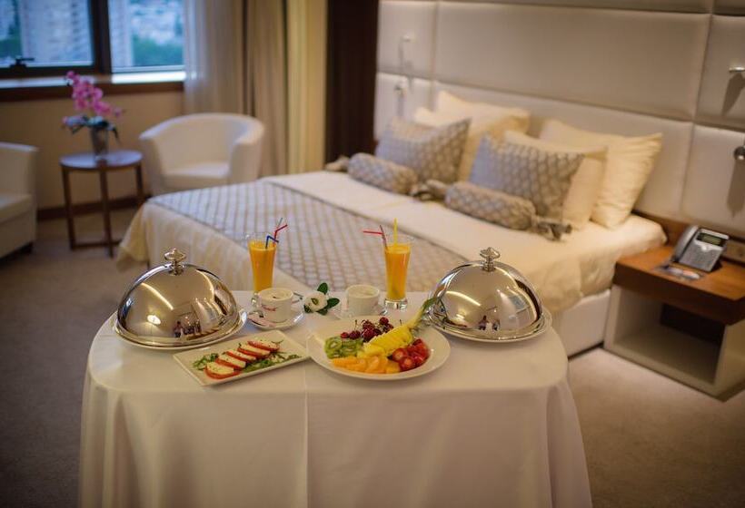 سوئیت پرزیدنت, Mepas