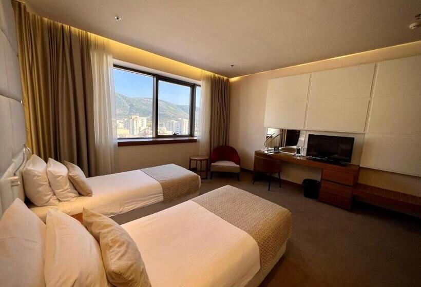 اتاق سوپریور, Mepas