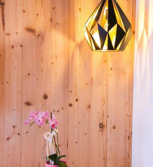 اتاق لوکس با بالکن, Naturhotel Miraval