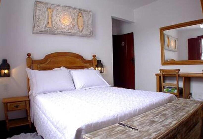 스탠다드 룸 더블 침대, Pousada Araujo Bazilio