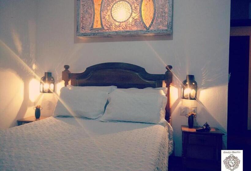 Quarto Estandar Cama Casal, Pousada Araujo Bazilio