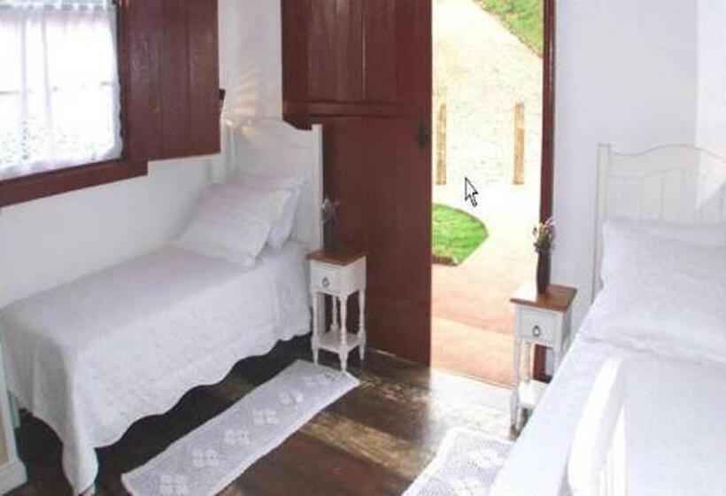 스탠다드 룸, Pousada Araujo Bazilio