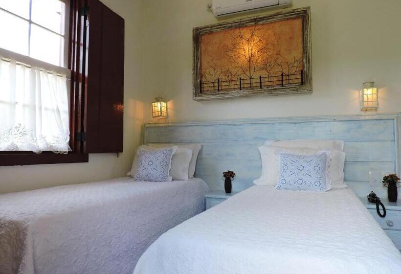 스탠다드 룸, Pousada Araujo Bazilio