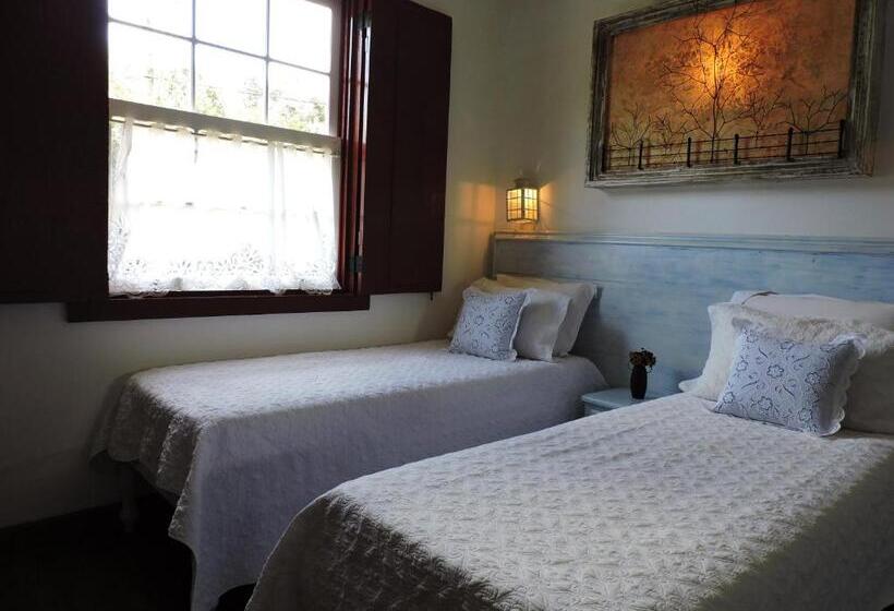 Quarto Estandar, Pousada Araujo Bazilio