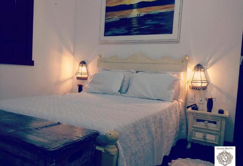 스탠다드 룸 더블 침대, Pousada Araujo Bazilio