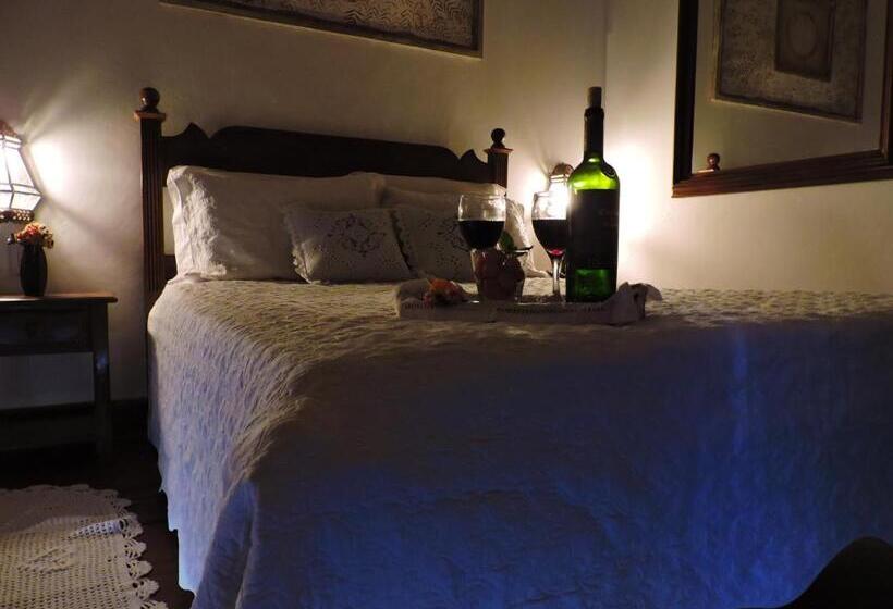 스탠다드 룸 더블 침대, Pousada Araujo Bazilio