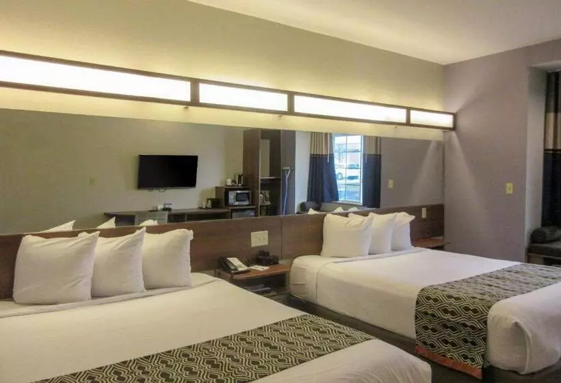 ２ダブルベッドのスタンダードルーム, Quality Inn & Suites Caldwell I 77