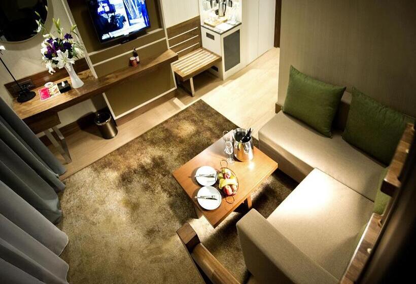 Suite Lit King, Ramada By Wyndham Istanbul Florya