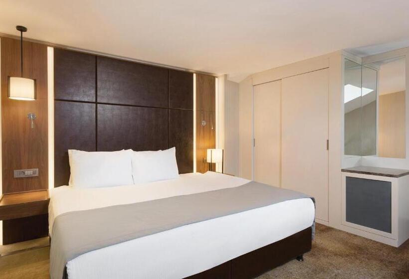 Suite Lit King, Ramada By Wyndham Istanbul Florya
