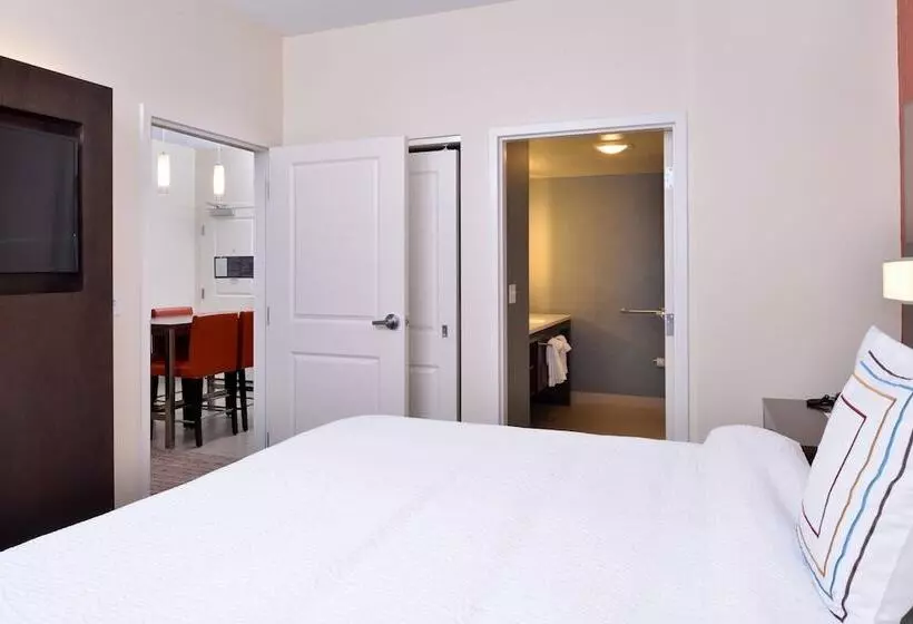 Sviitti 2 Makuuhuonetta, Residence Inn By Marriott East Lansing