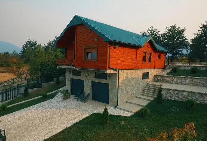 بانگلوی لوکس, & Resort Gacka